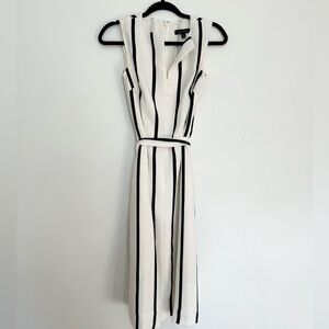 Banana Republic STRIPE SPLIT NECK FIT AND FLARE DRESS size 0